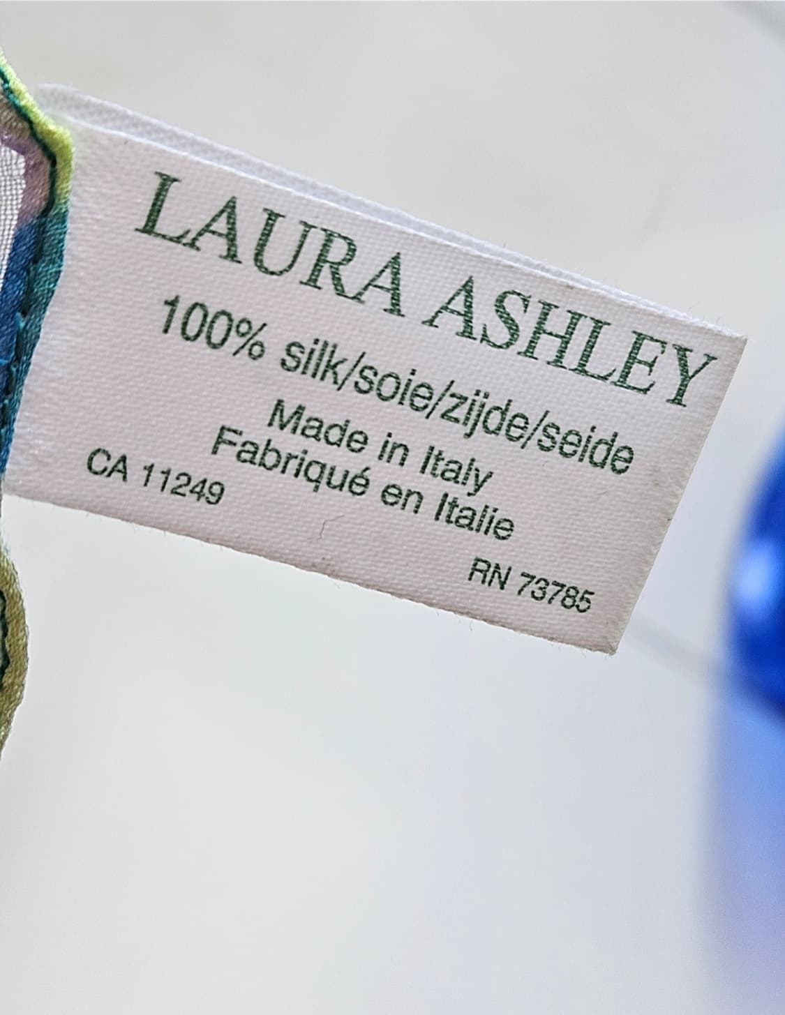 로라애슐리(LAURA ASHLEY) 이탈리아제 실크 체크 롱 스카프 상품이미지3