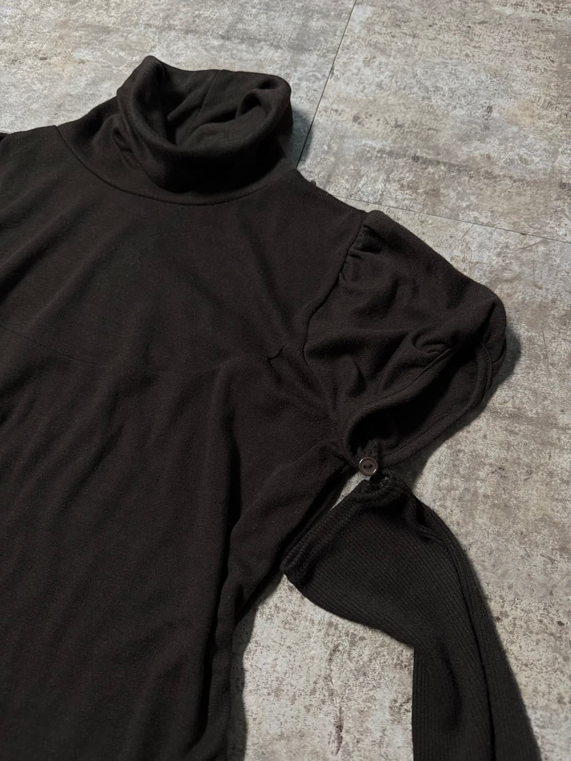 트랜스폼 슬리브 퍼프 폴라 넥 니트 상품이미지3