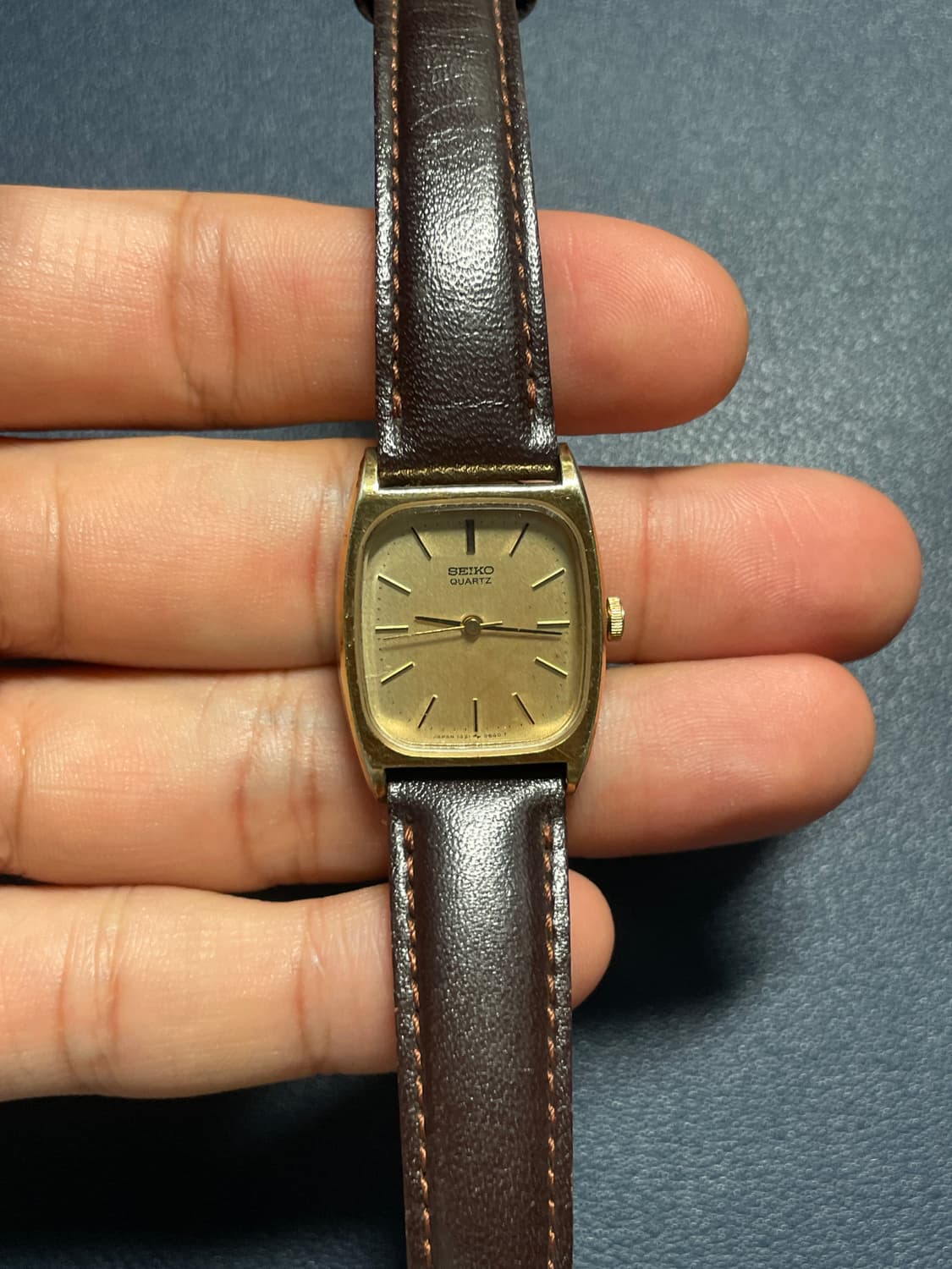 빈티지 세이코 쿼츠 레더 시계 상품이미지5