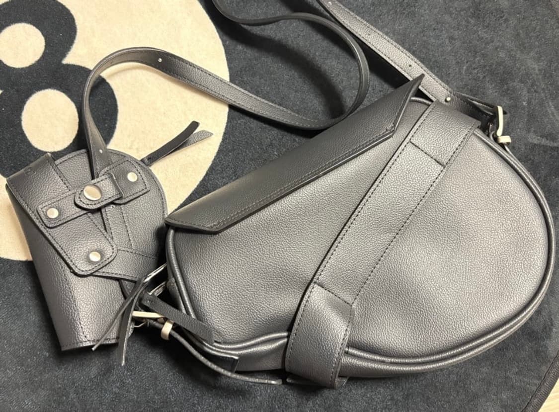 이우가마카라스 H-Buckle Holster Bag 상품이미지5