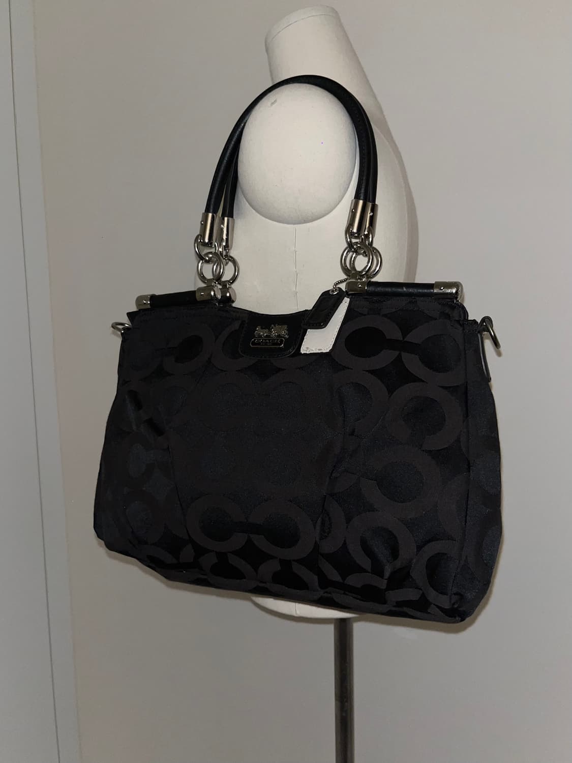 Coach Black Shoulder bag 상품이미지4