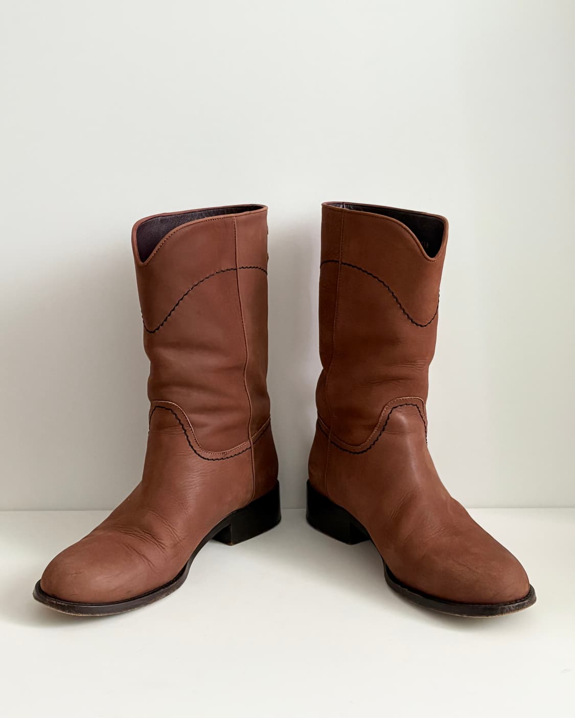 CHANEL 샤넬 CC 로고 웨스턴 미들 부츠 361/2 브라운 상품이미지3