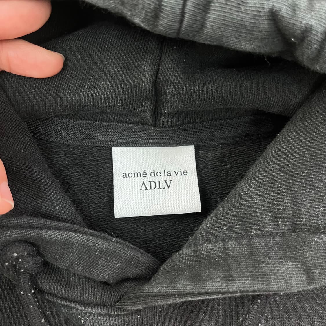 100 아크메드라비 후드티 상품이미지4