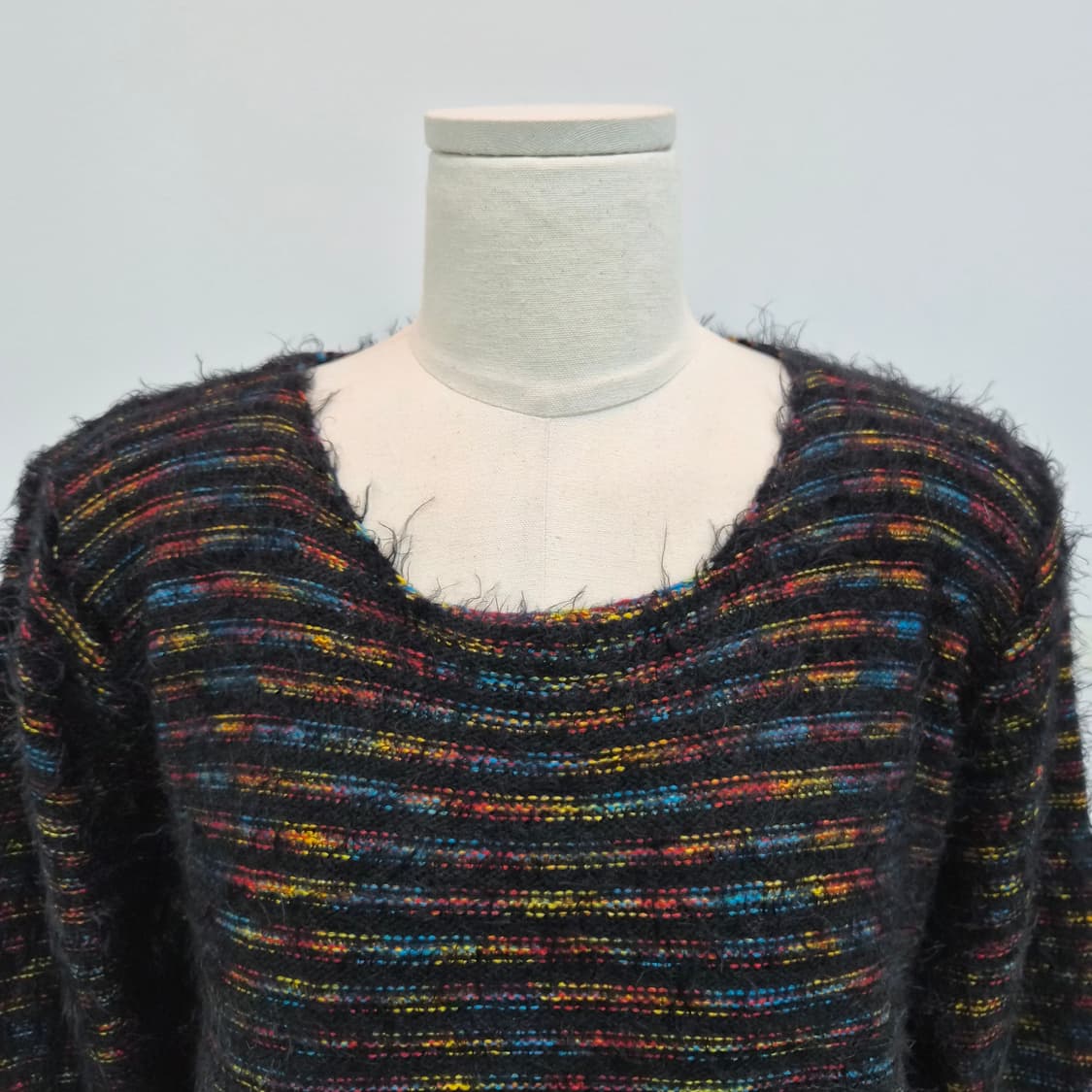 멀티컬러 루즈핏 니트 스웨터 상품이미지2