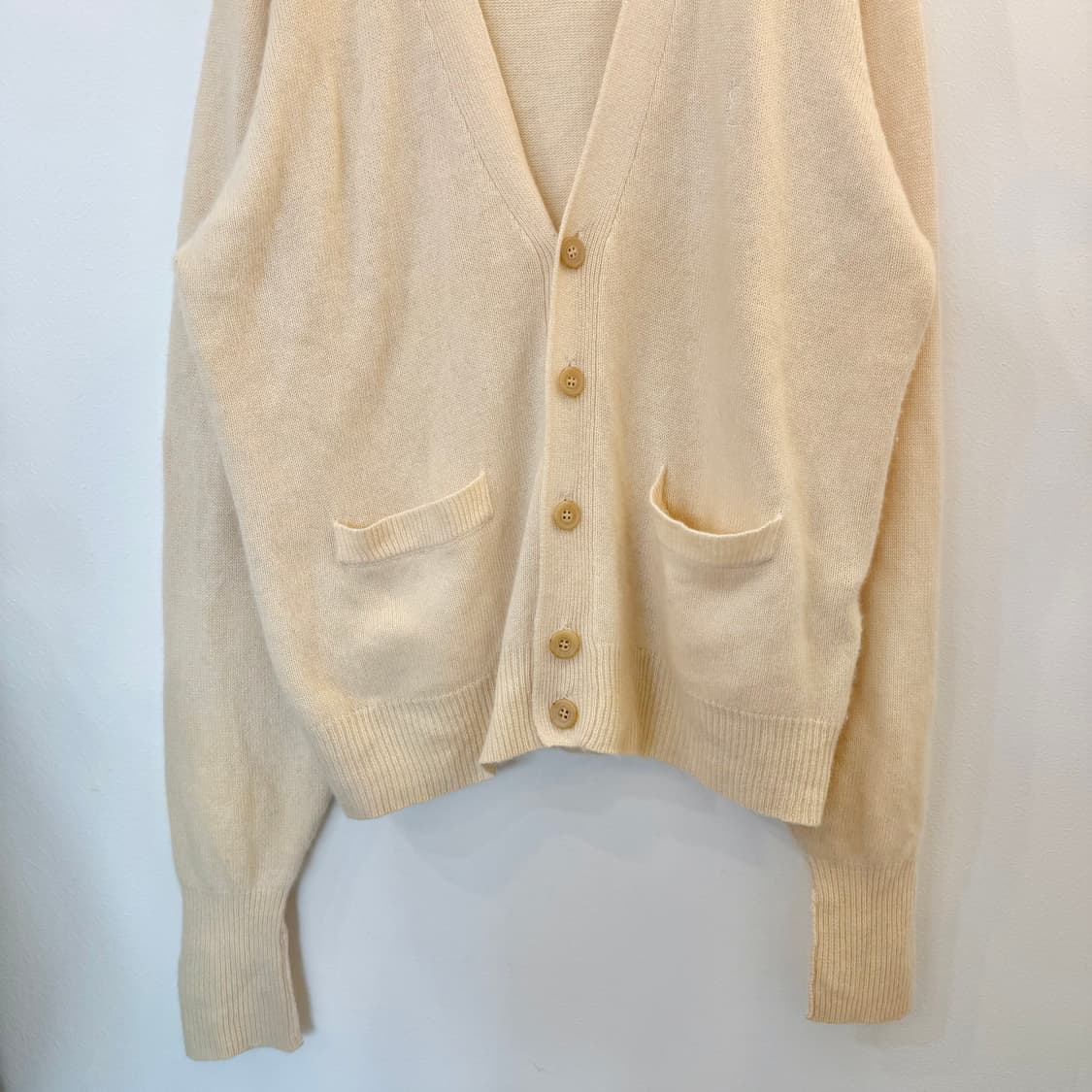 입생로랑 100%캐시미어 가디건 상품이미지4