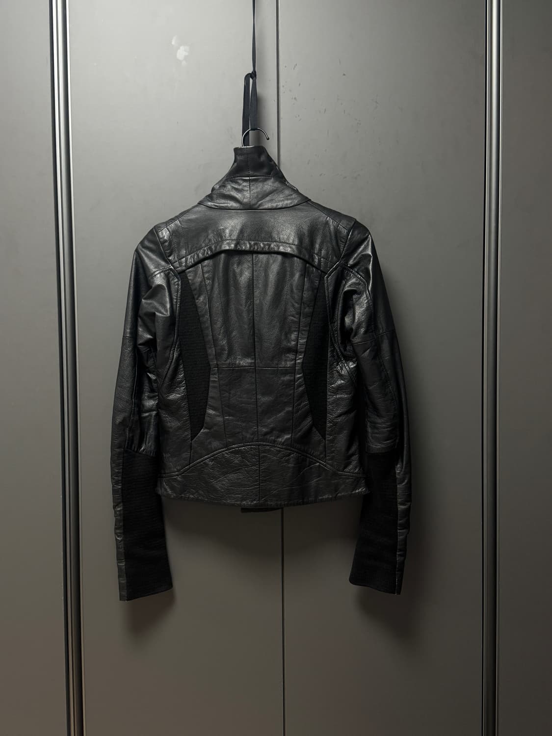 Ekam 비대칭 레더 자켓 상품이미지2