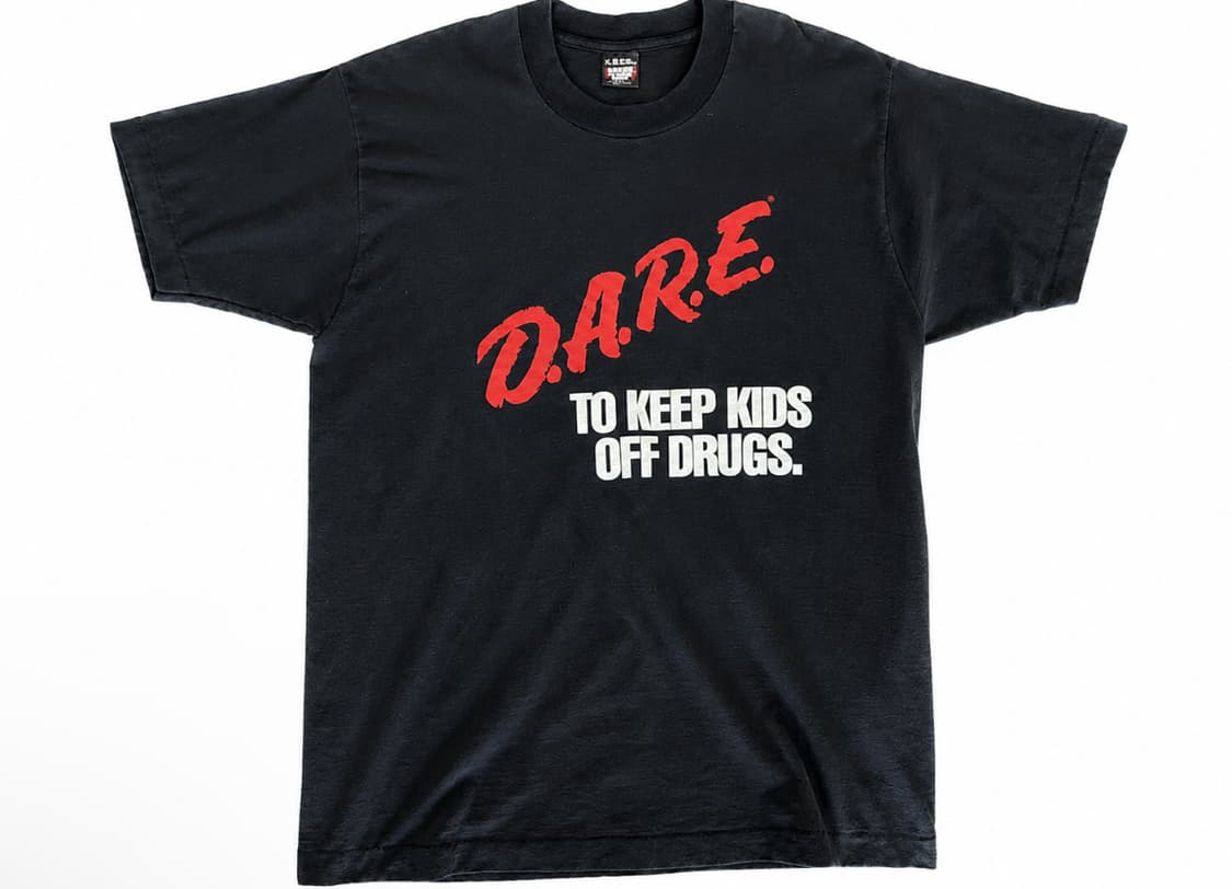 90s 빈티지 데어 d.a.r.e 티셔츠 상품이미지1