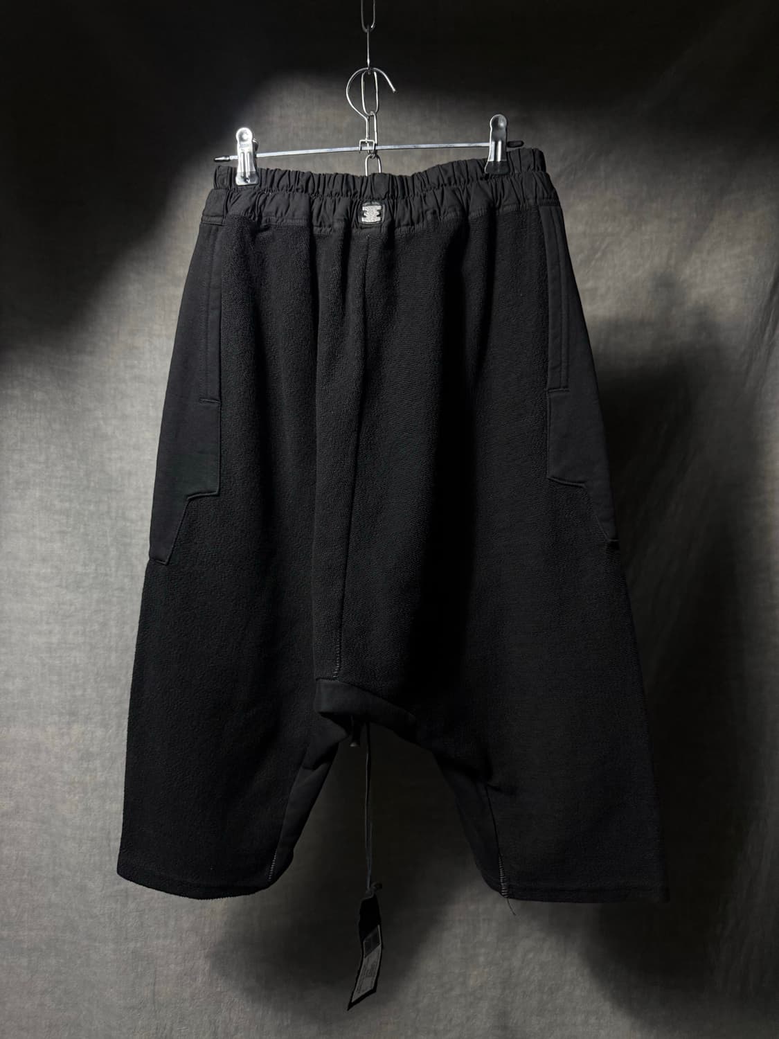 Isaac Sellam LC/SHORT Sponge Noir Shorts 상품이미지3
