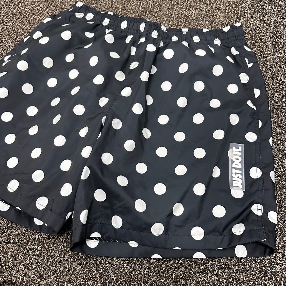 NIKE 나이키 우븐 땡땡이 운동복 반바지 2XL 상품이미지2