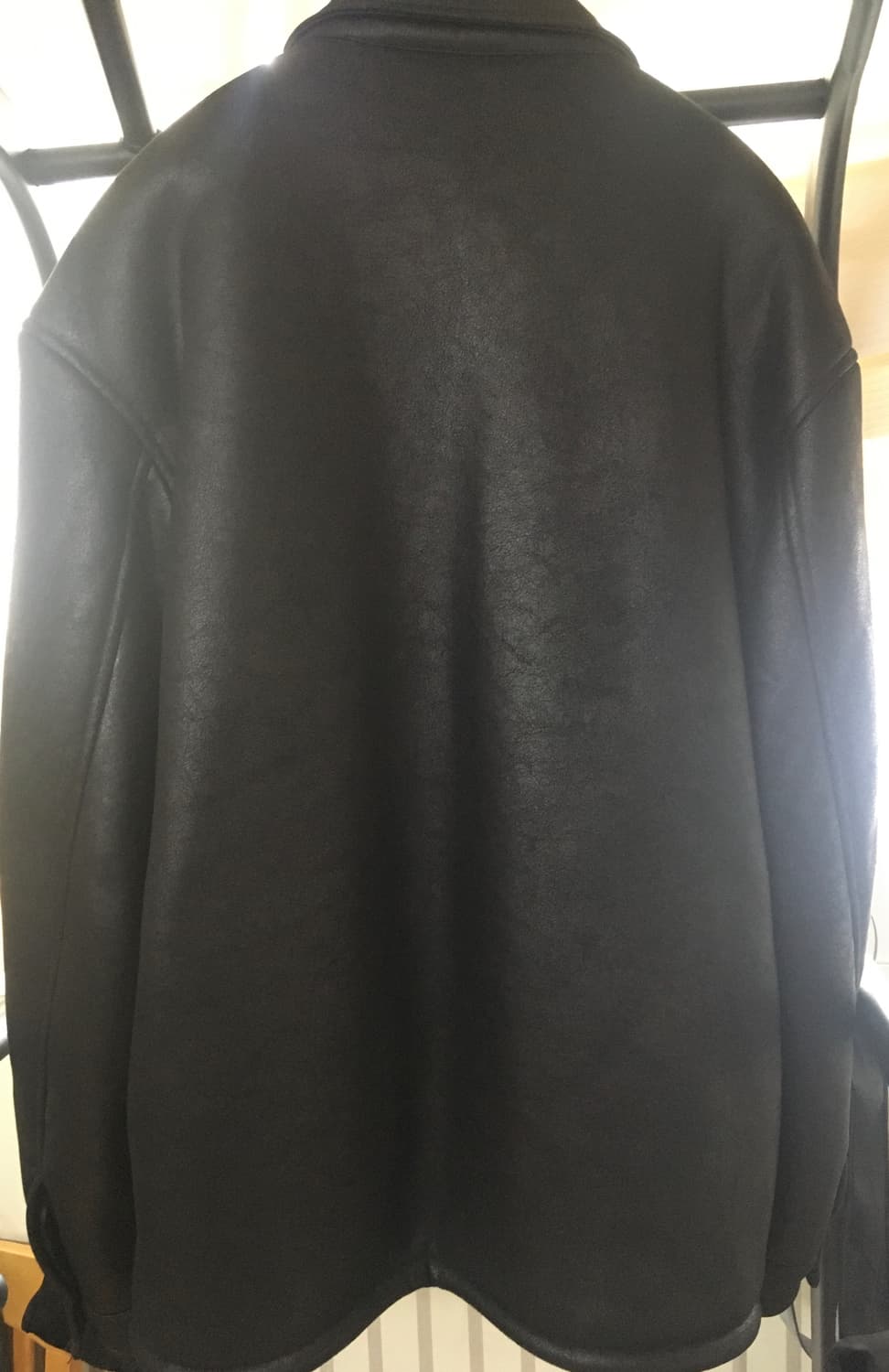 자라 가죽자켓 블랙 판매합니다 상품이미지4