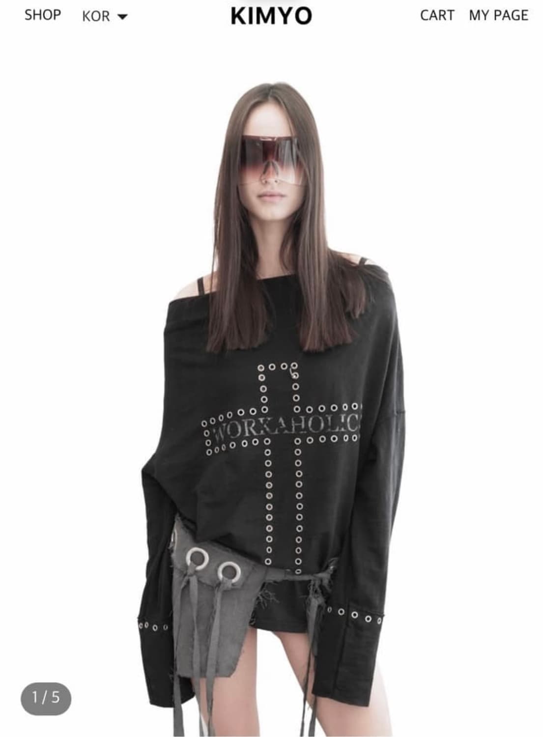 키묘 cross piercing batwing tee - 블랙 상품이미지1