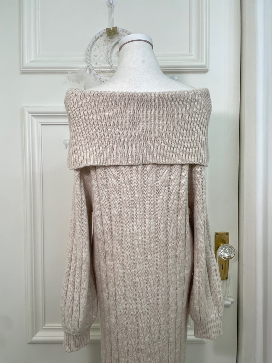 sheer pinkivory lovely off-shoulder swea 상품이미지4