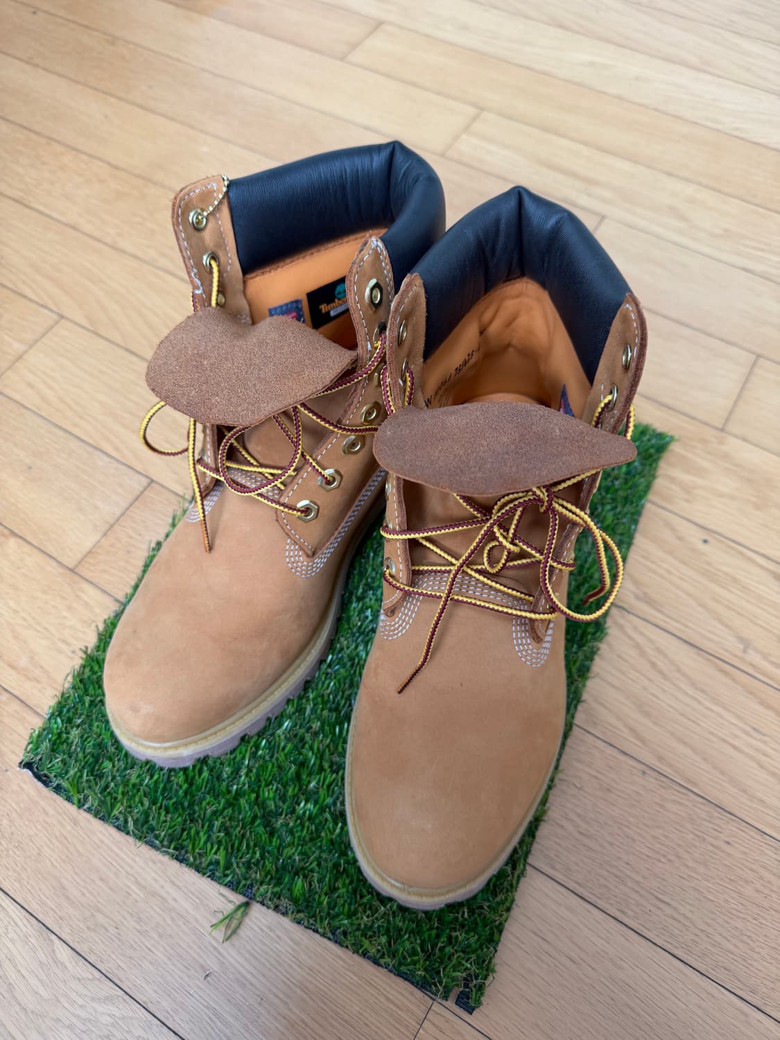 팀버랜드 프리미엄 6인치 워터프루프 부츠 위트 누벅 - 와이드 상품이미지2