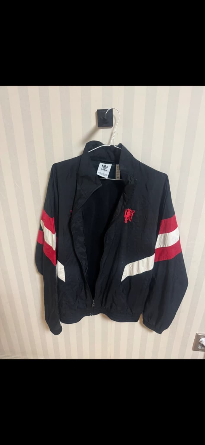 아디다스 맨유 트랙탑 바람막이 상품이미지2