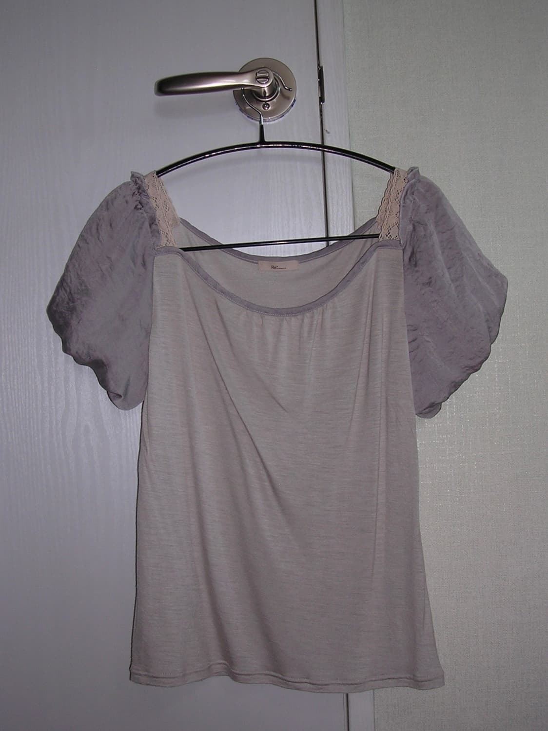 Puff Sleeve Lace Detail Top 상품이미지1
