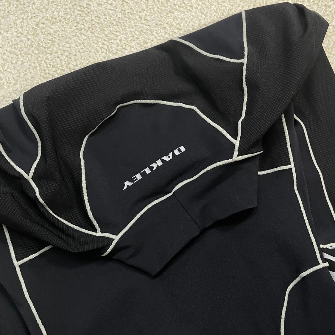 오클리 Oakley 아이콘 로고 스티치 트레이닝 탑 상품이미지3