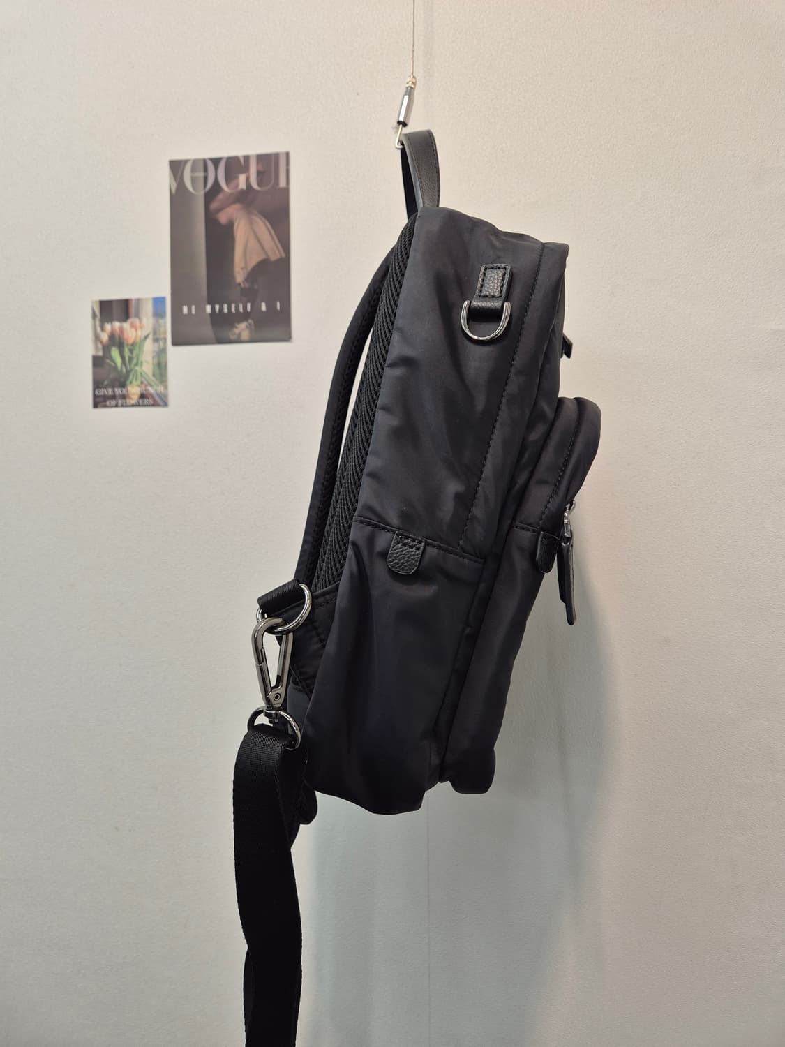 닥스 블랙 미니 크로스백 상품이미지3