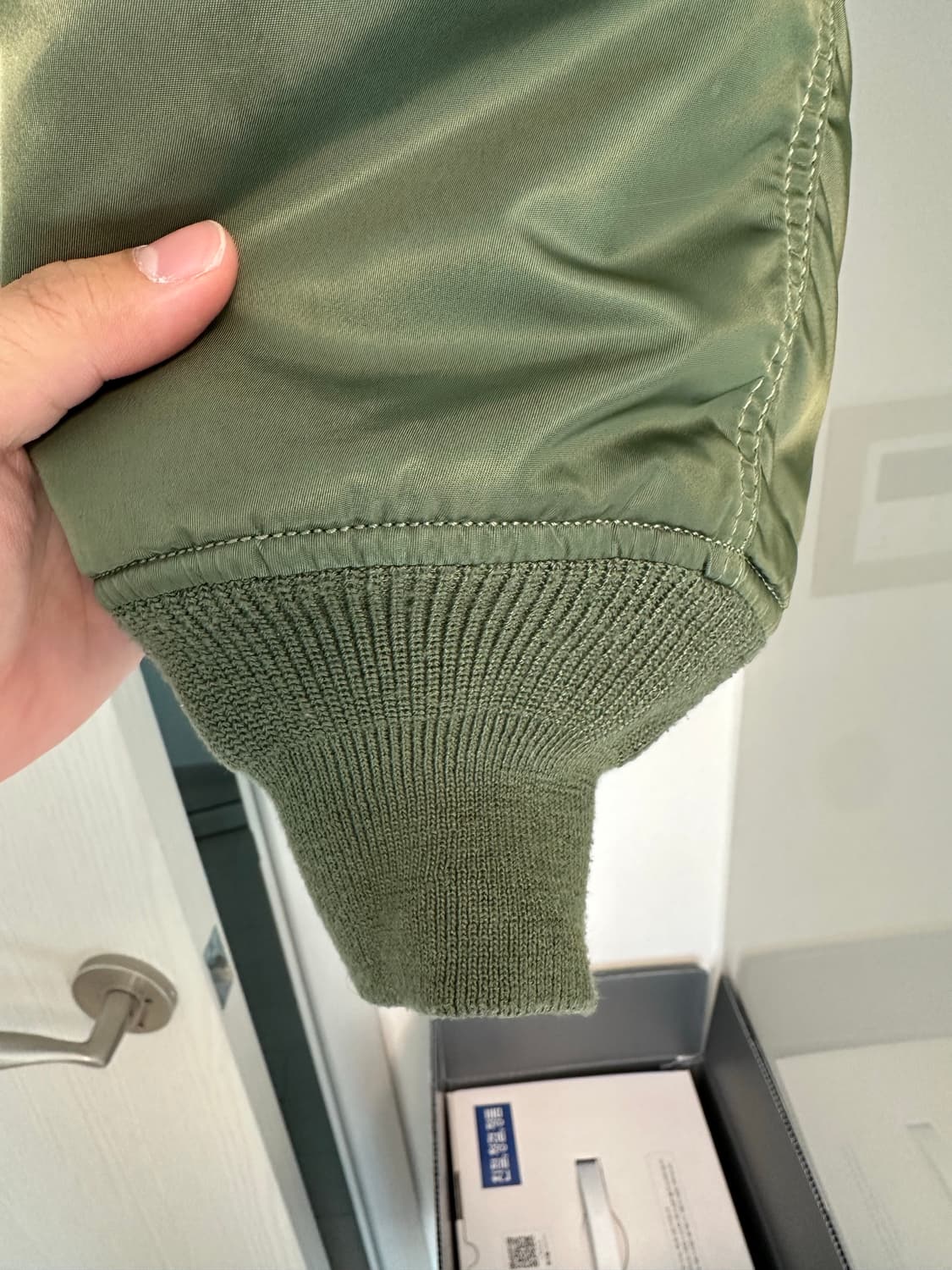 알파인더스트리 MA-1 항공점퍼 XL 세이지 그린 상품이미지3