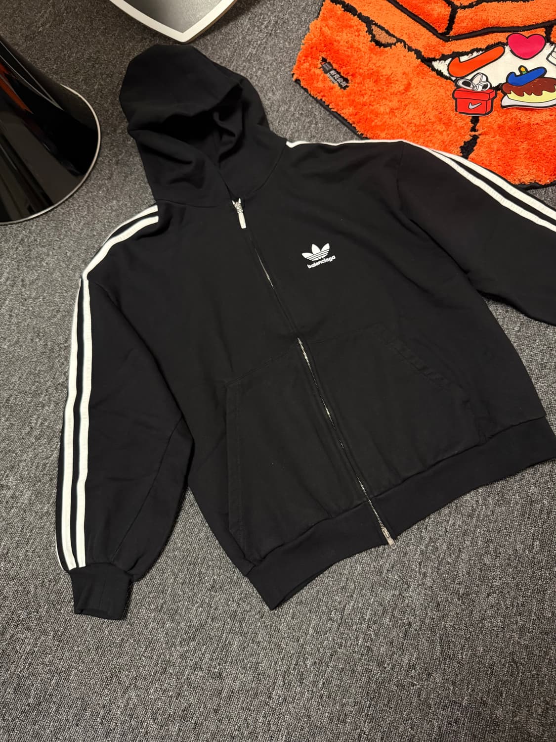 [XXS] 발렌시아가 X 아디다스 후드 집업 스몰핏 블랙 상품이미지2