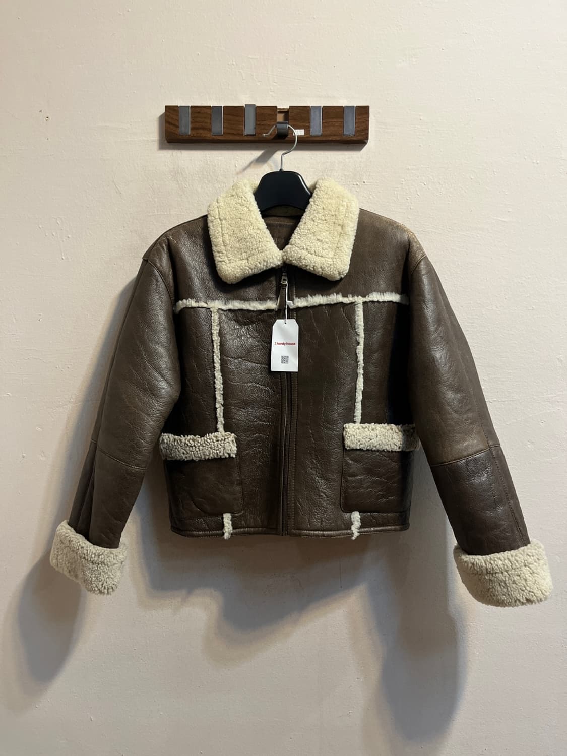 유즈드 시어링 랩스킨 크롭 무스탕 자켓 상품이미지1