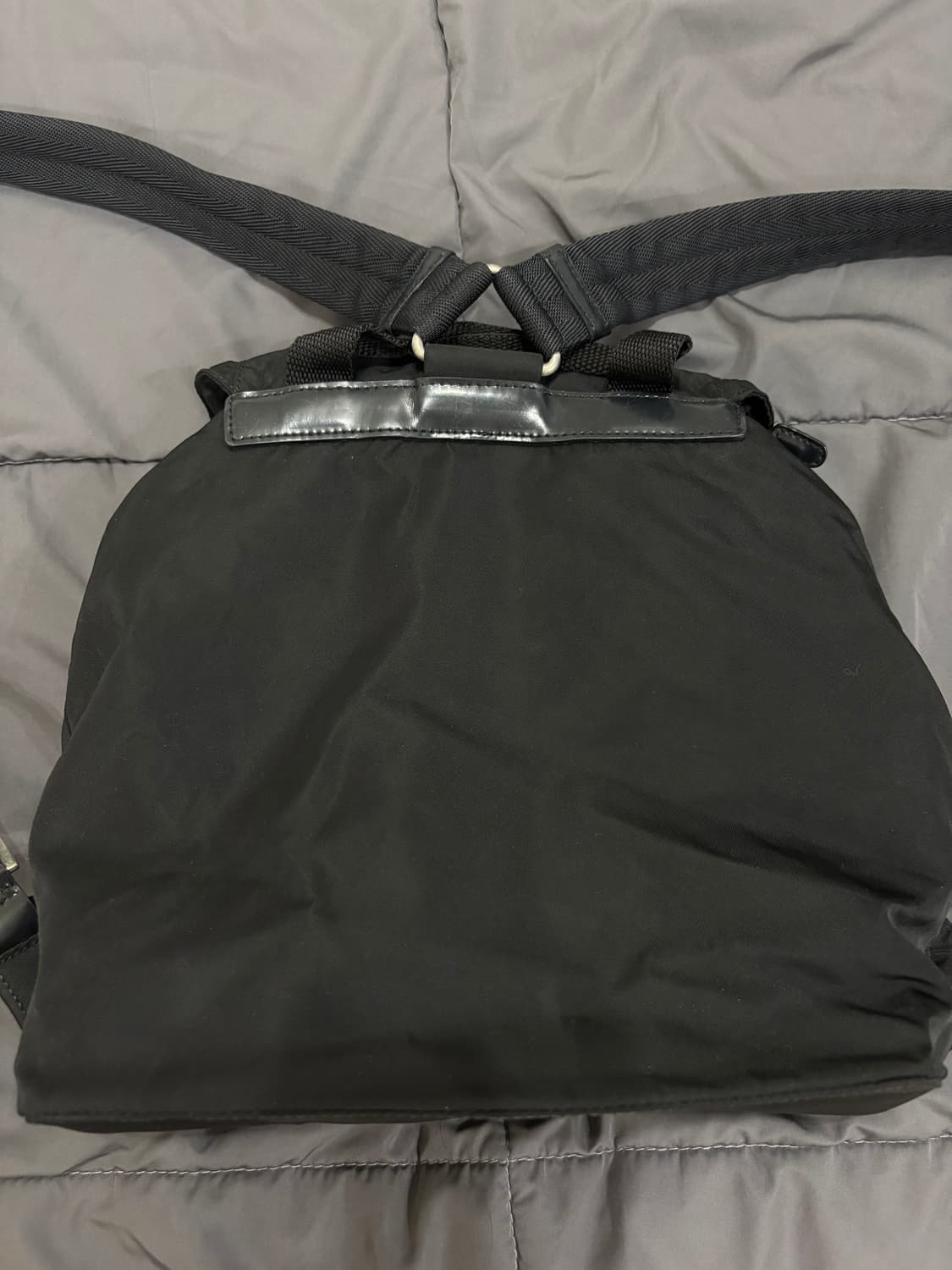 프라다 나일론 백팩 블랙 상품이미지3