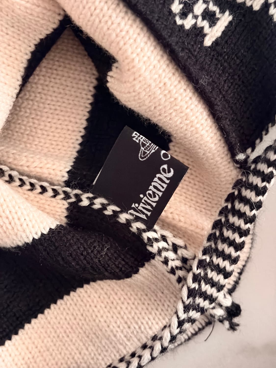 비비안웨스트우드 이어플랩 상품이미지2