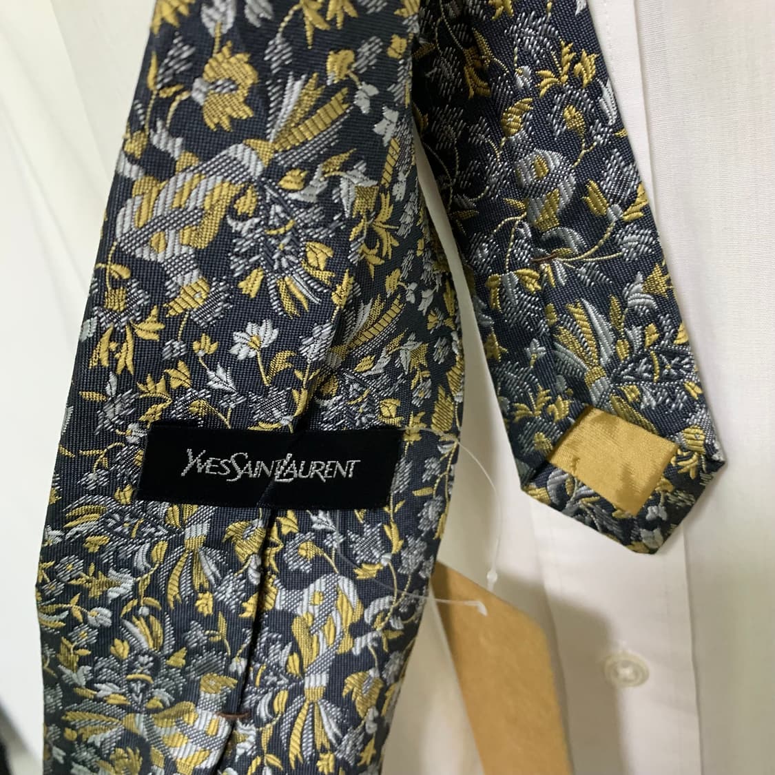 생로랑 앤틱 플라워 패턴 자수 실크 넥타이 빈티지 입생로랑 상품이미지5