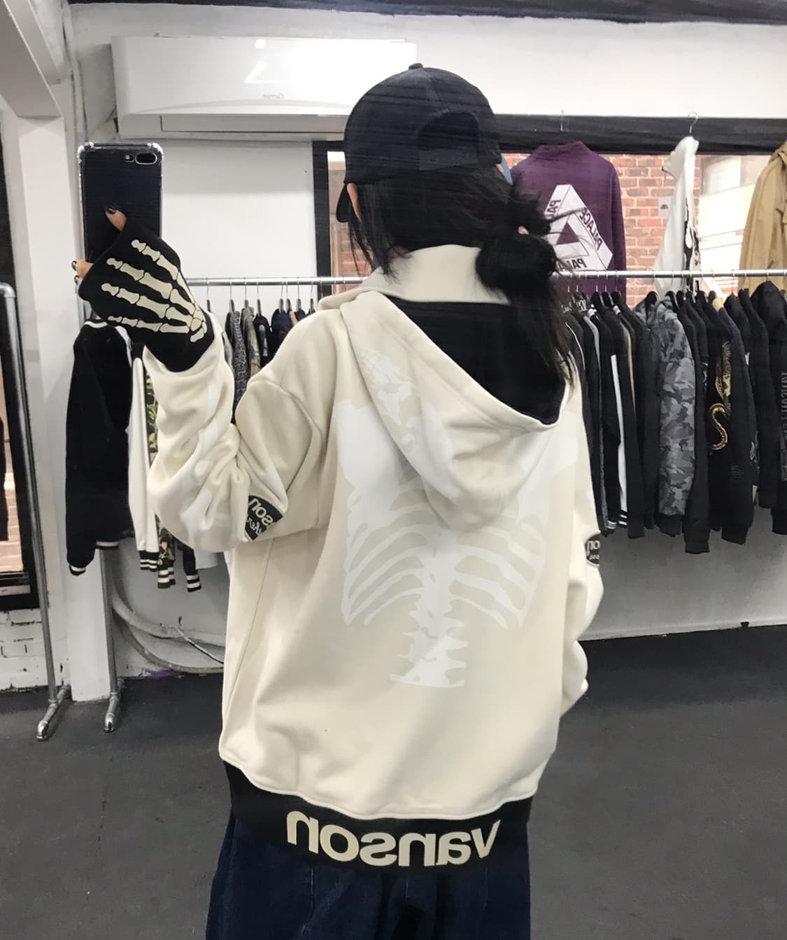 밴슨 레더 화이트 본 하이넥 후드집업 상품이미지4