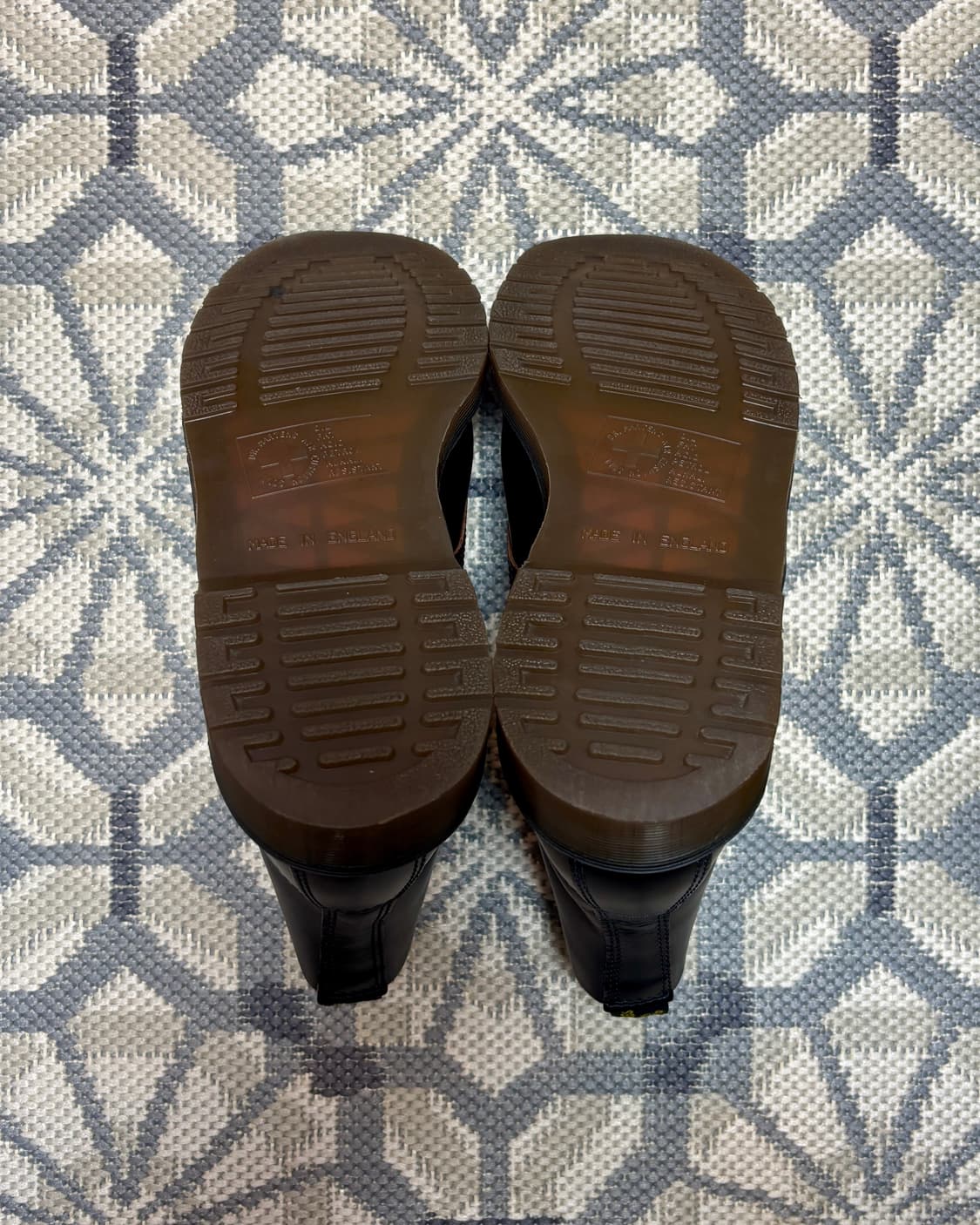 (260) 닥터마틴 1460 빈티지 MIE 8홀 레이스업 부츠 블랙 상품이미지9