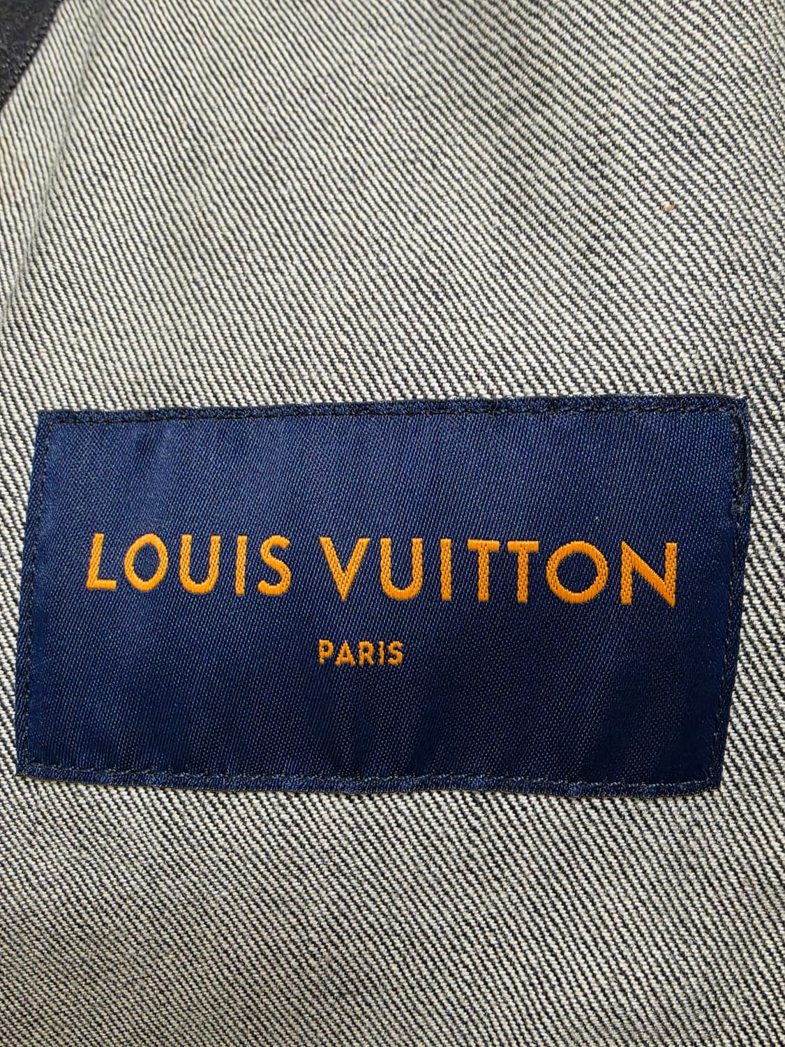 (새상품급) 루이비통 모노그램 데님 자켓 사이즈 52 100-105사이즈 상품이미지3