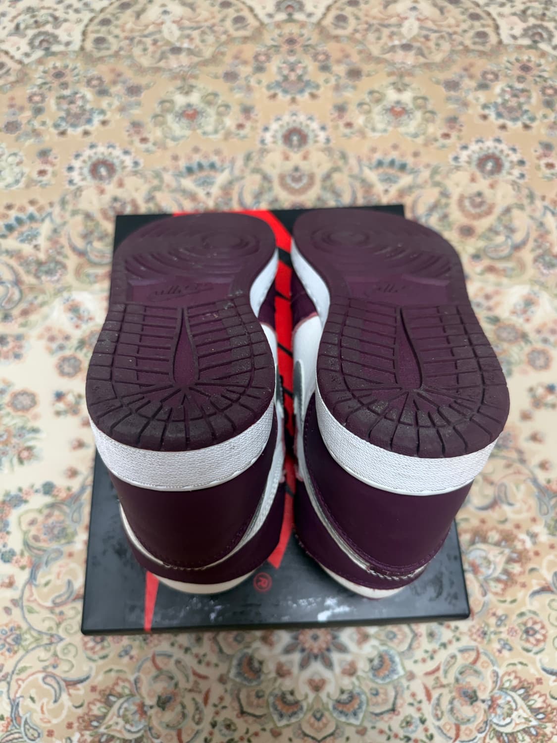 나이키 조던1 하이 보르도 235size 상품이미지4