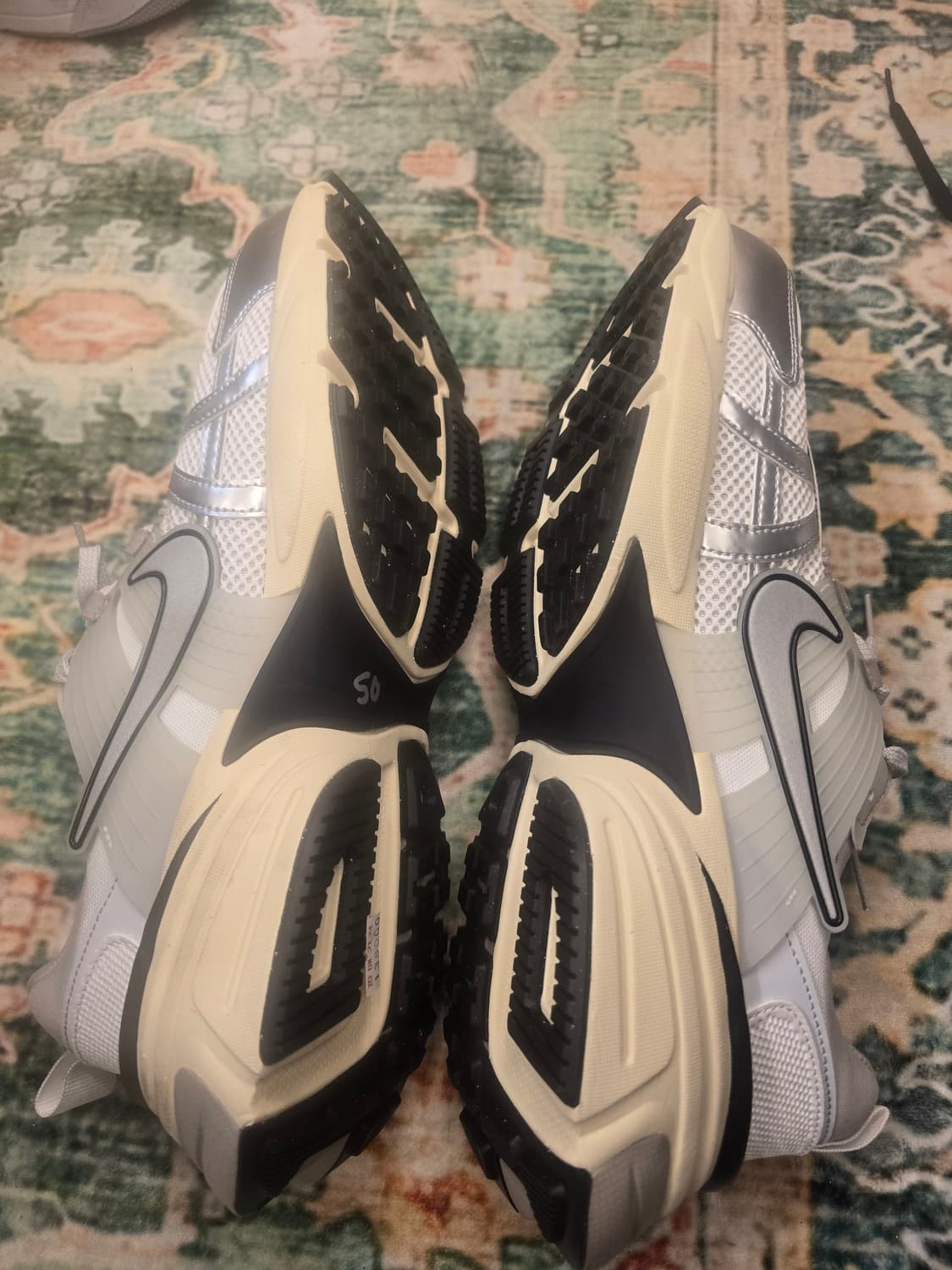 나이키 NIKE V2K 메탈릭 실버  상품이미지3