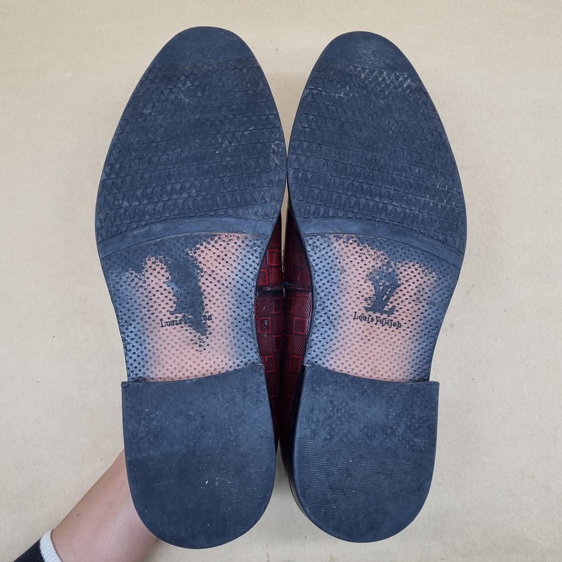 루이비통 남성정장구두  43 275 상품이미지3