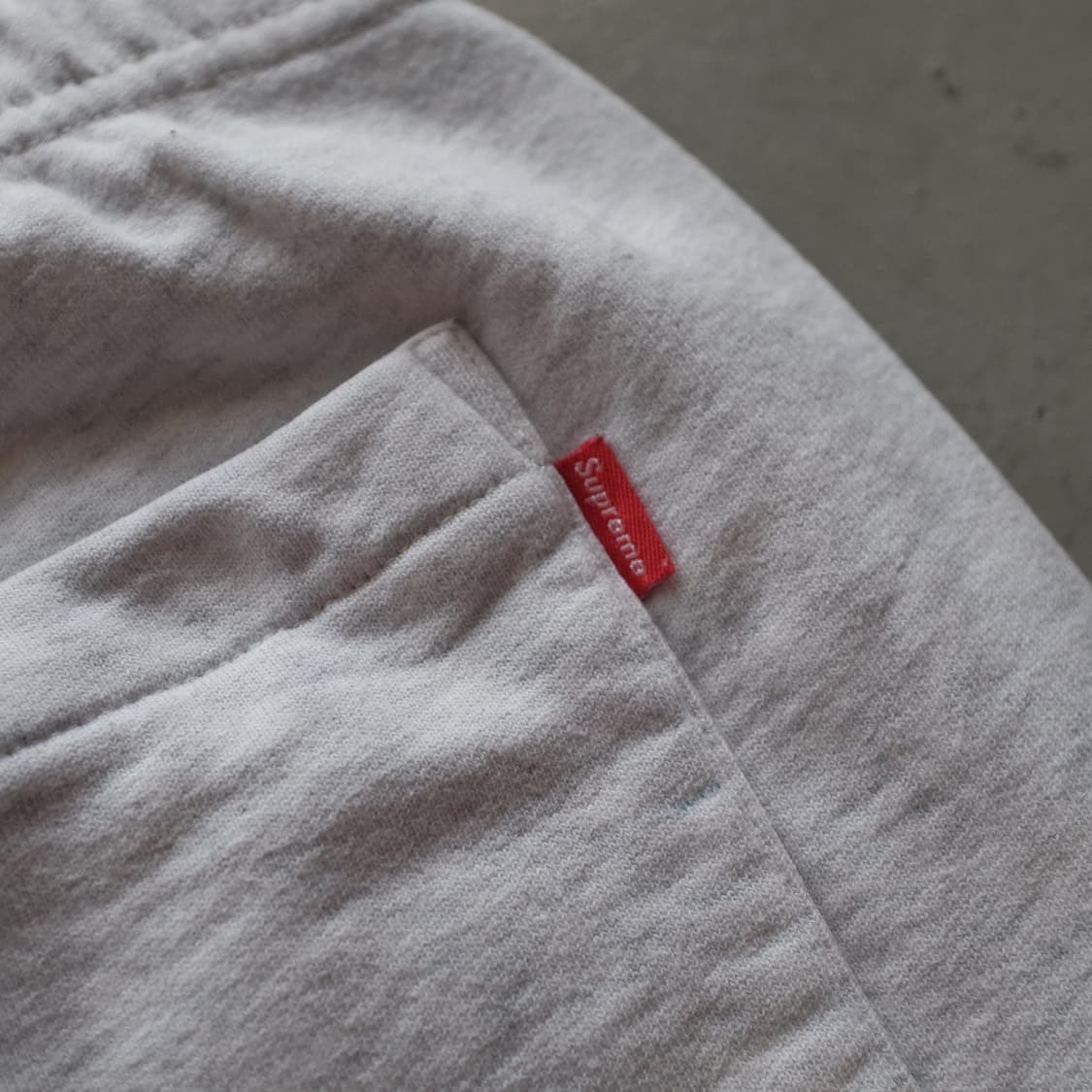 2018FW Supreme Studded Sweat Pants 상품이미지7