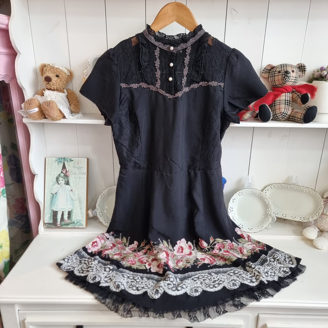 axes femme(액시즈팜) 블랙 레이스 하이넥 원피스 상품이미지1