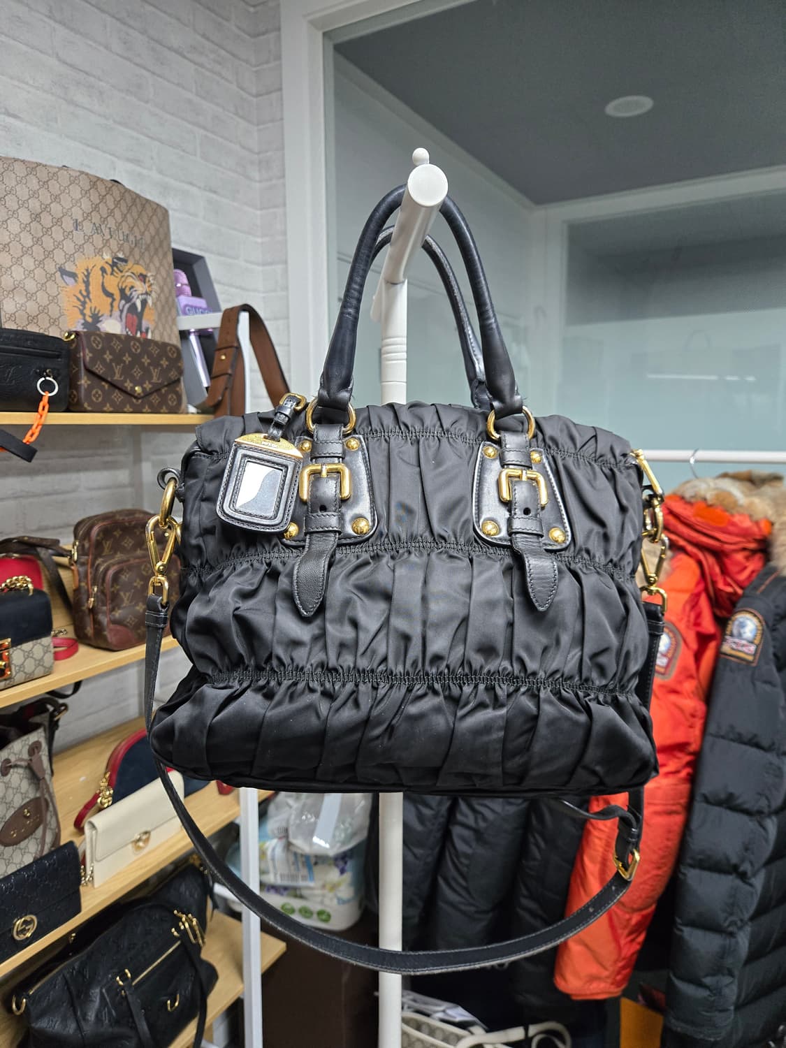 [특가][정품] 프라다 고프레 숄더백 상품이미지2