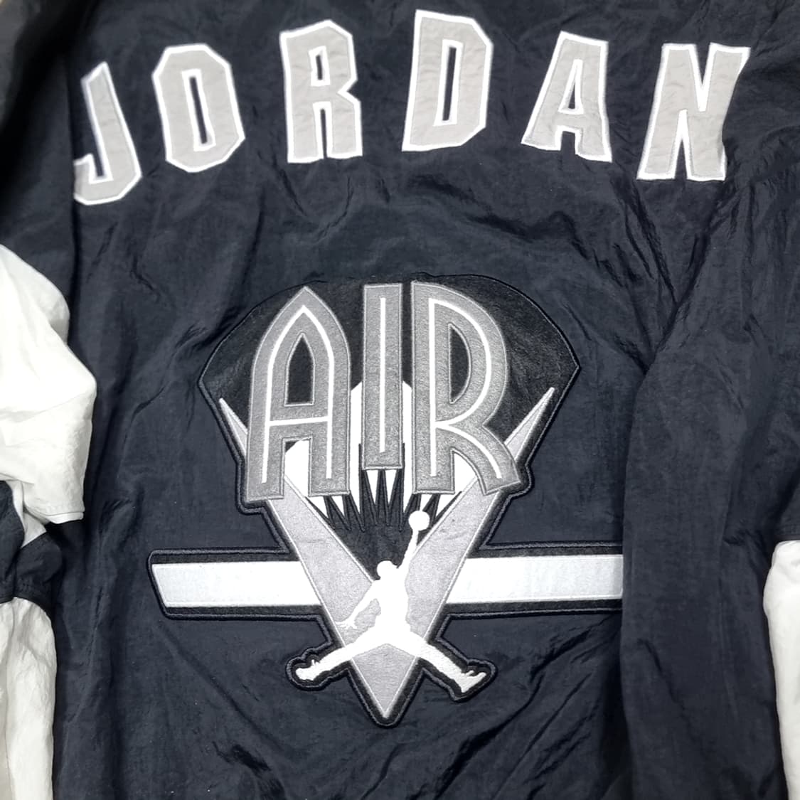 나이키 에어 조던 블랙 바람막이 올드스쿨 점퍼(S) 상품이미지3