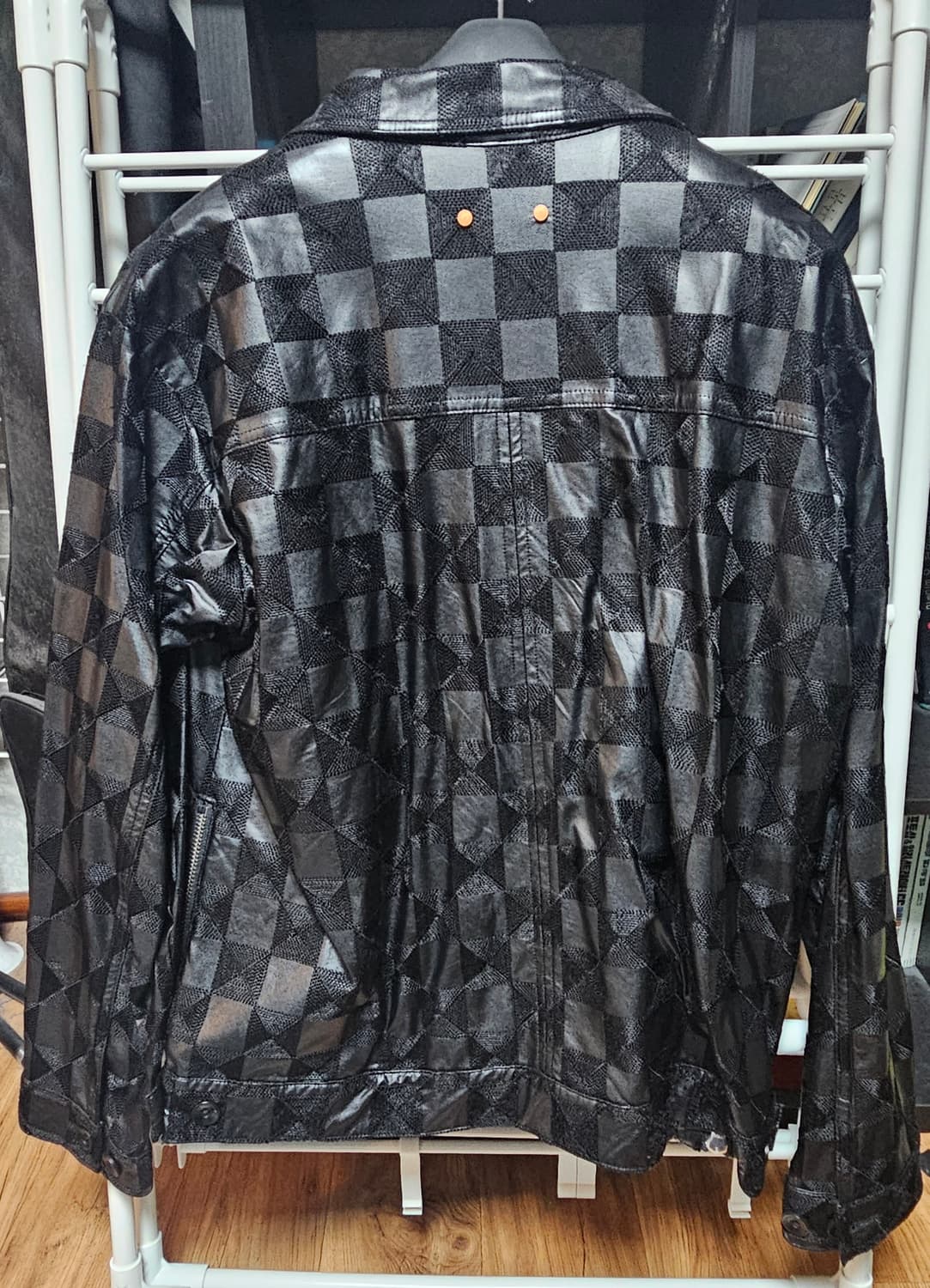 앤더슨벨 레더 체커보드 트러커 자켓 

M size 상품이미지2