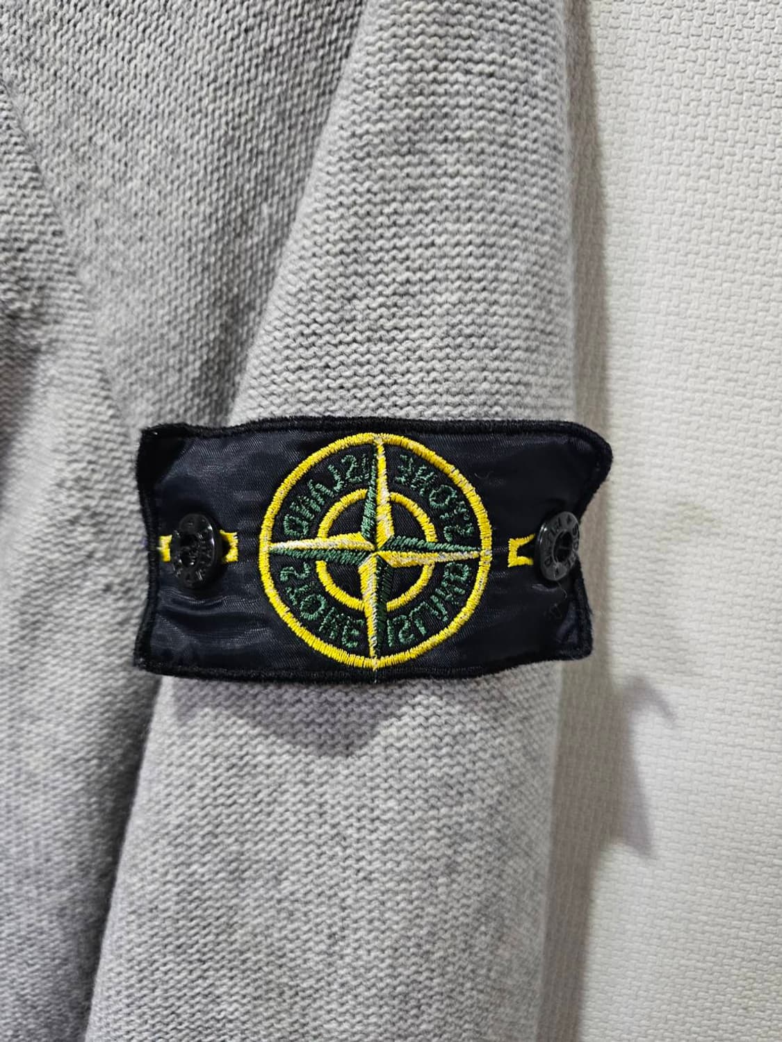 정품 스톤아일랜드 헤비 가디건 자켓 100 / L 상품이미지3