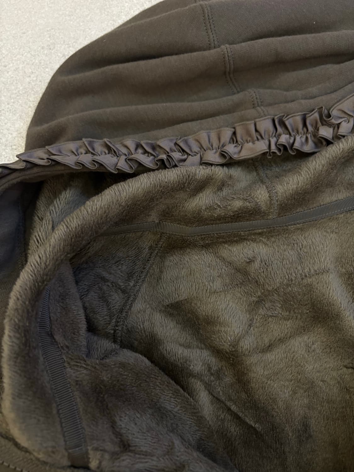 기모 프릴 후드 롱 집업 상품이미지6