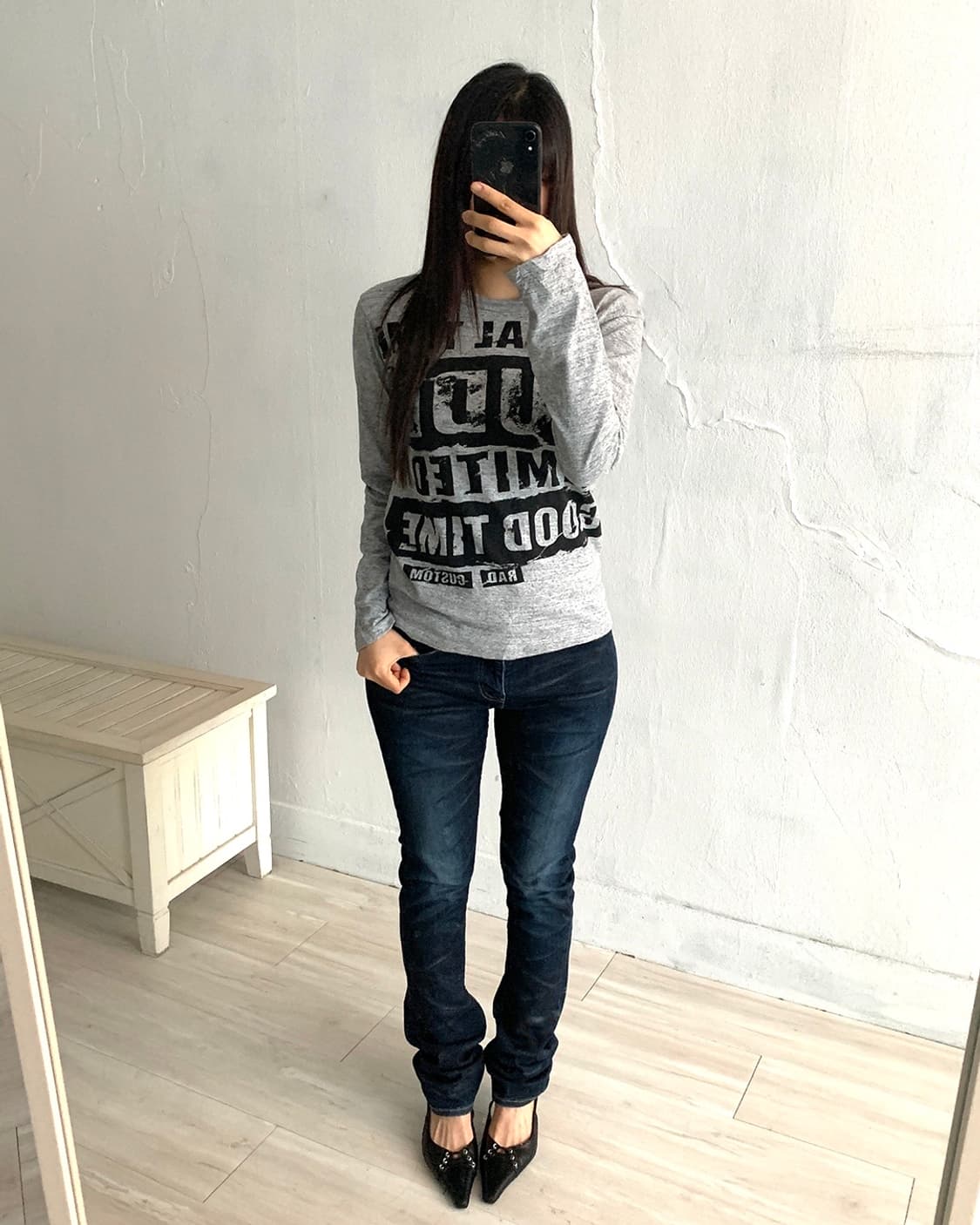 Gray vintage rock graphic long-sleeve to 상품이미지3