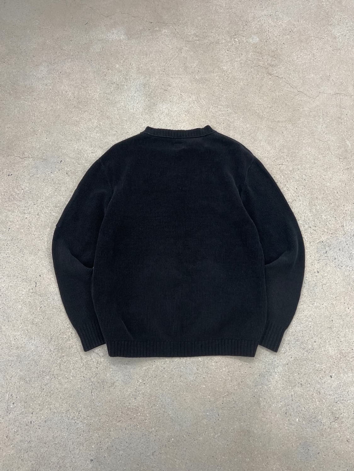 CP컴퍼니 렌즈와펜 블랙 골지 니트 상품이미지4