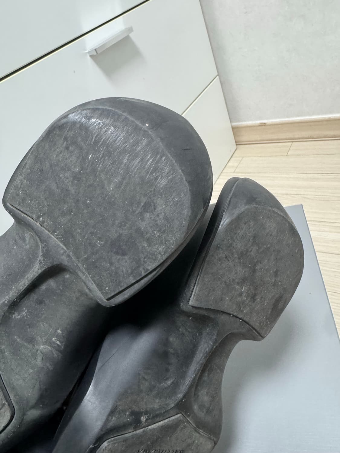 [42] 발렌시아가 스페이스 슈즈 무광블랙 상품이미지4