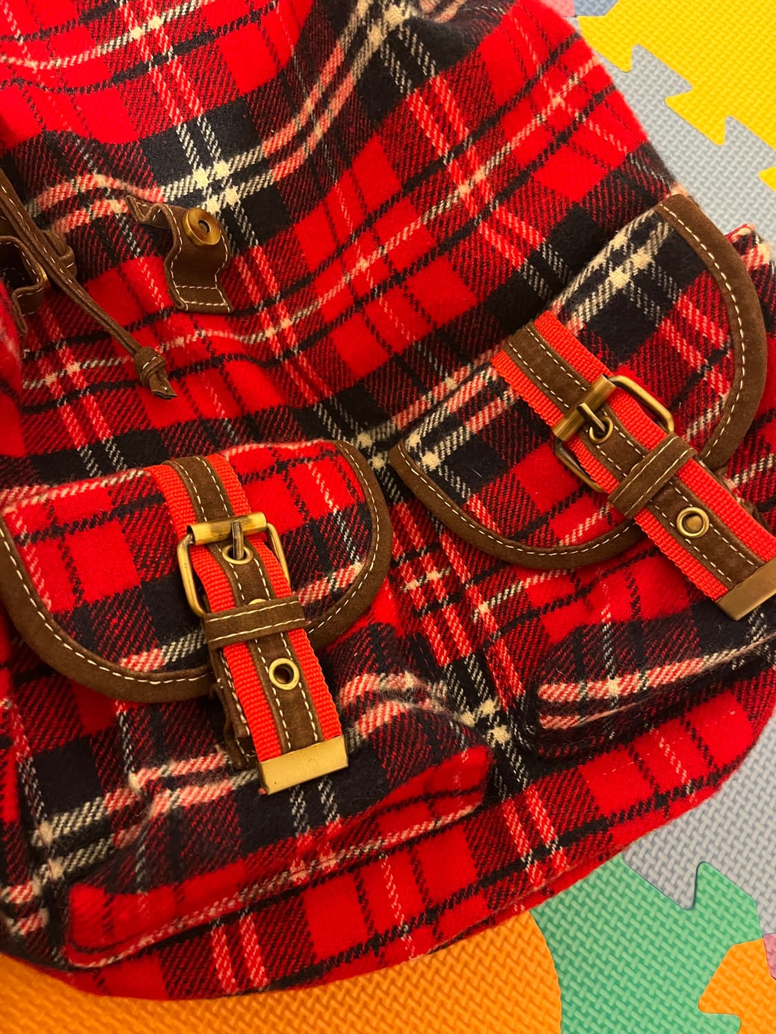 크리스마스 무드의 레드 체크무늬 백팩 🎄 상품이미지7