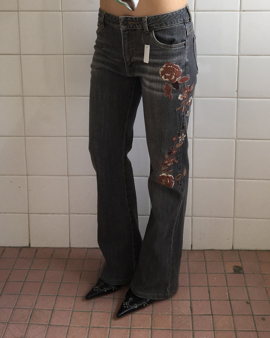Flower needle work point denim pants 상품이미지5
