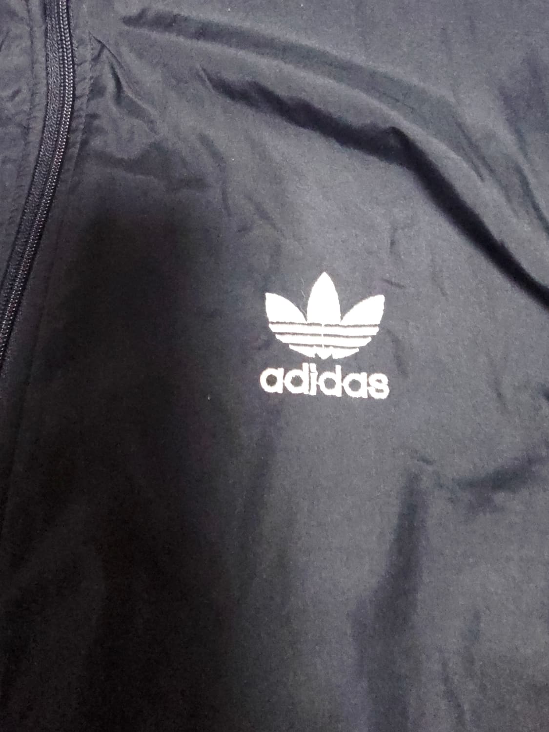 [아디다스] 올블랙 화이트 배색 트레포일 백로고 트랙탑 점퍼 100 상품이미지3