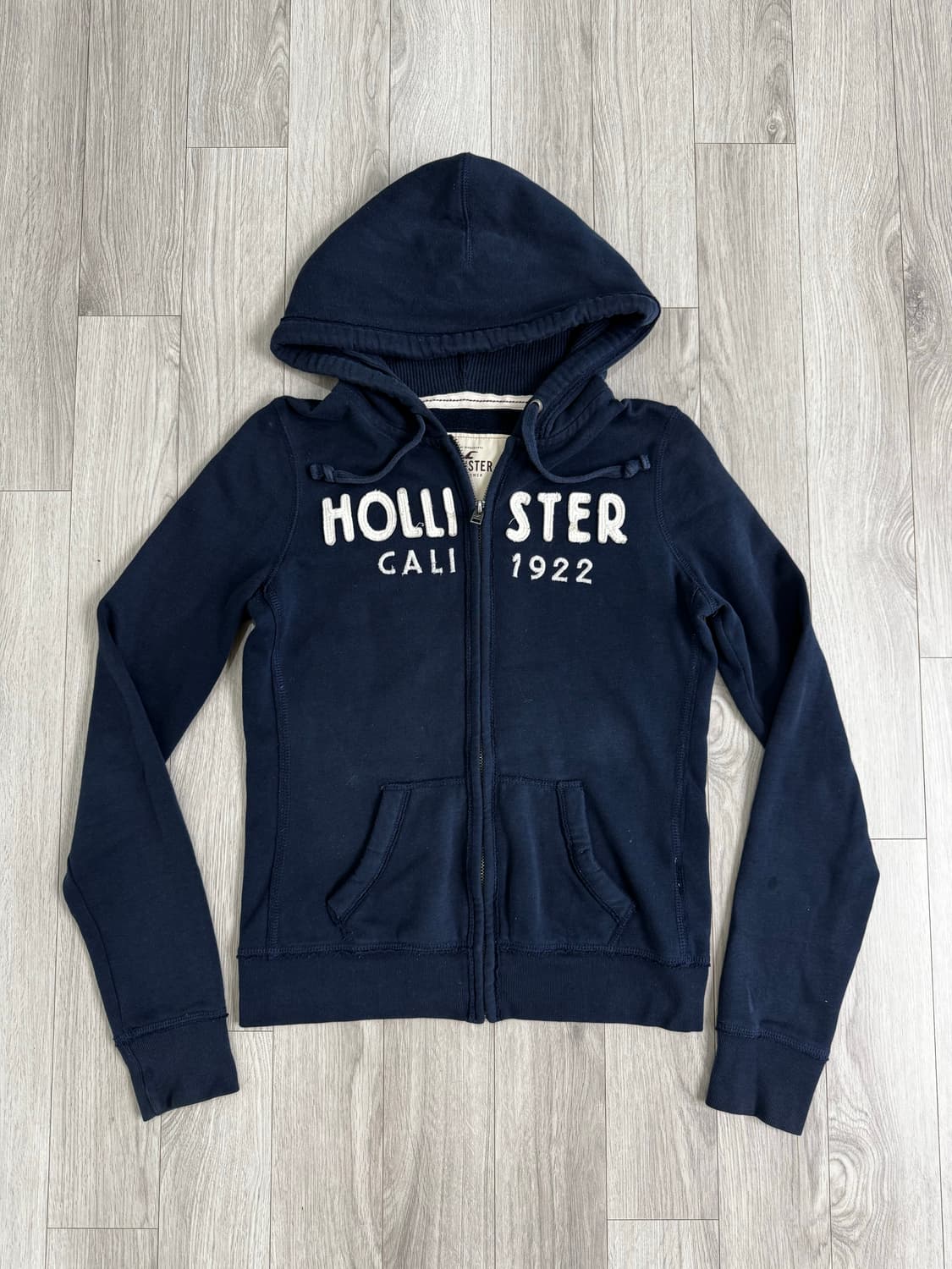 홀리스터 슬림핏 후드집업 네이비 상품이미지1