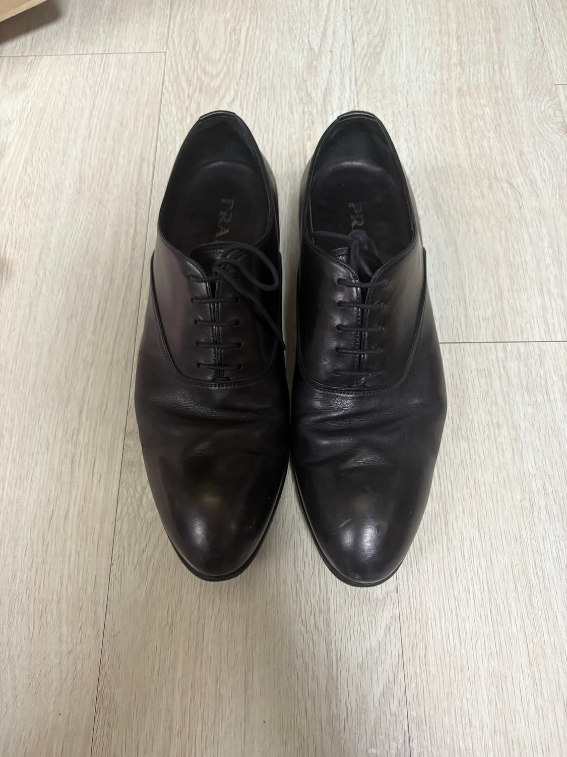 프라다 더비 상품이미지1