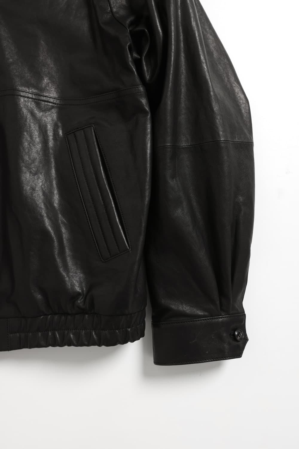 해칭룸 스티치드 볼륨 레더 자켓 블랙 상품이미지4