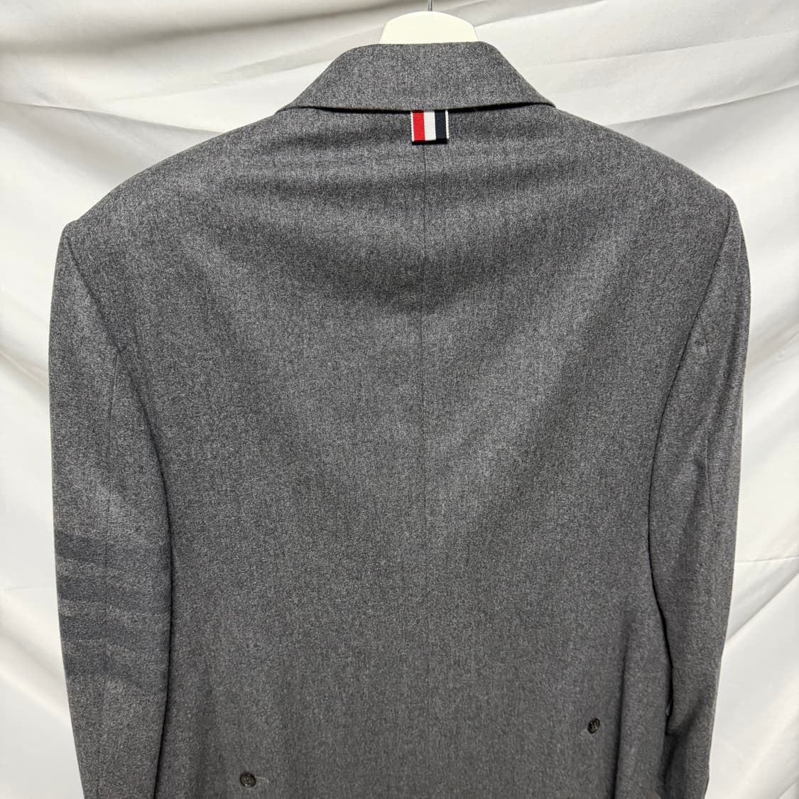 [S+급/2] 톰브라운 사선완장 울 체스터필드 오버 코트 그레이 상품이미지6
